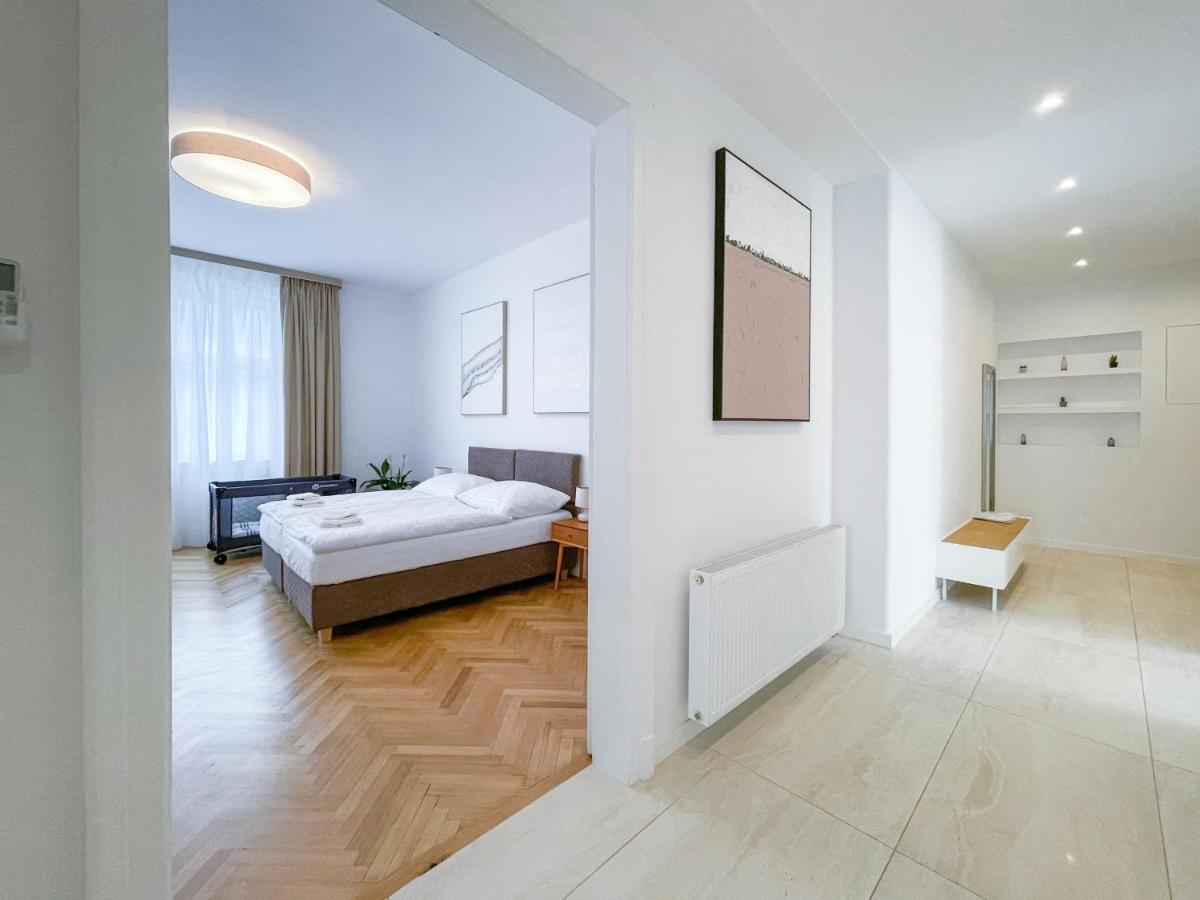 Elysian Apartment Bratislava Exterior foto